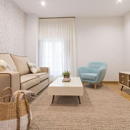 Luis Rey Central Suite By Valcambre Sevilla Bagian luar foto